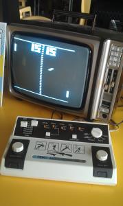 Les plus vieilles consoles du salon avec Pong, Téléscore, Vidéopac, Atari 2600 et Vectrex (1)